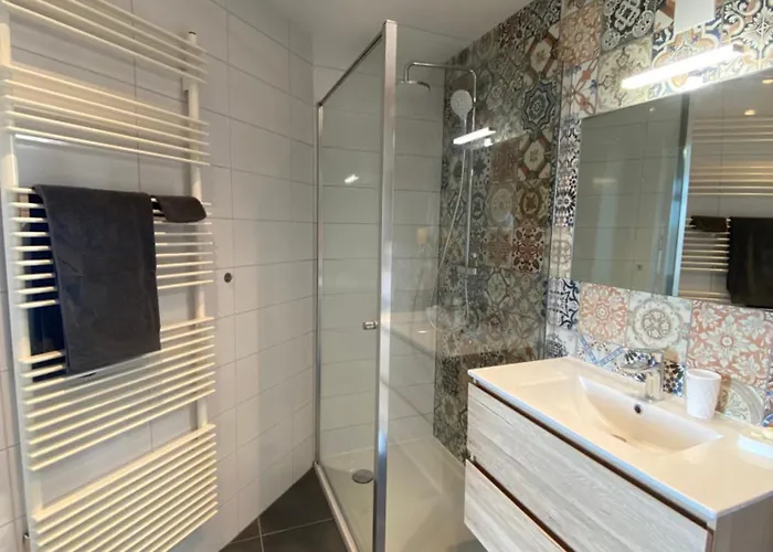 The White House - Gehele Bed and breakfast Klaaswaal